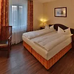Elefant Hotel 3*