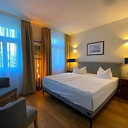 Hotel Elefant 3*